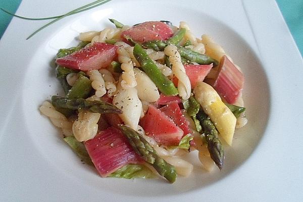 Pasta with Asparagus and Rhubarb