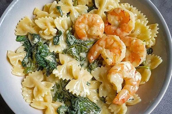 Pasta with Spinach and Prawns