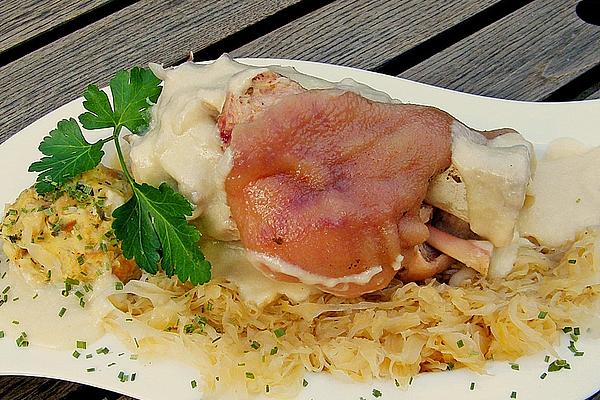Pickled Pork Knuckle with Horseradish Sauce