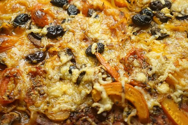 Pizza with Pumpkin and Olives