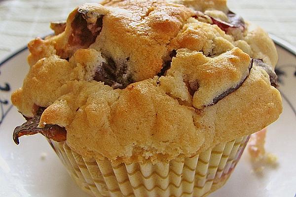 Plum – Almond – Muffins