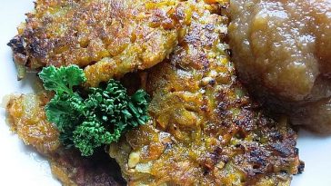 Potato – Pumpkin – Hash Browns with Salmon and Dill Pickles