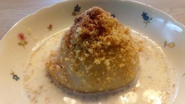 Grammelknödel (semolina Dumplings)