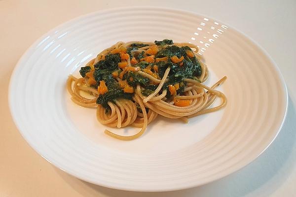 Spaghetti with Spinach, Garlic and Paprika