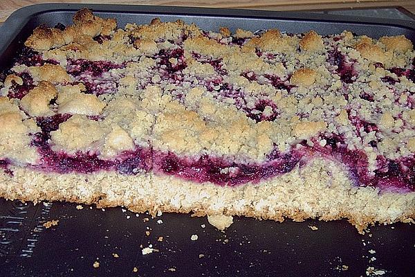 Special Crumble Cake with Currants