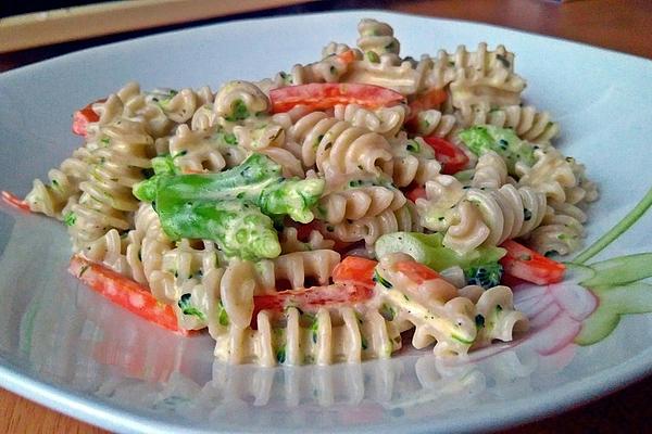Spelled Fusilli with Vegetables in Cream Cheese Sauce