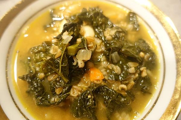 Spelled Soup with Black Cabbage and Cannellini Beans