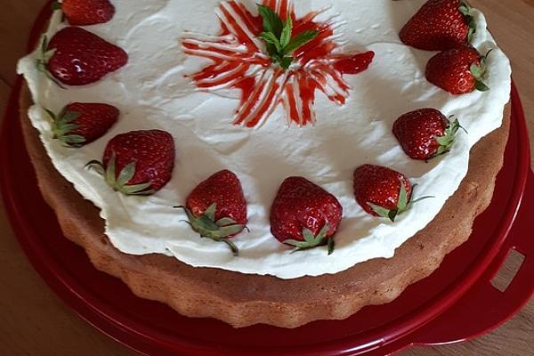 Strawberry Cake with Cream Cheese Frosting