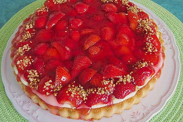 Strawberry Cake with Custard Cream