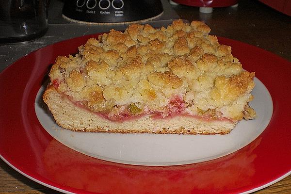 Strawberry – Rhubarb – Crumble Cake