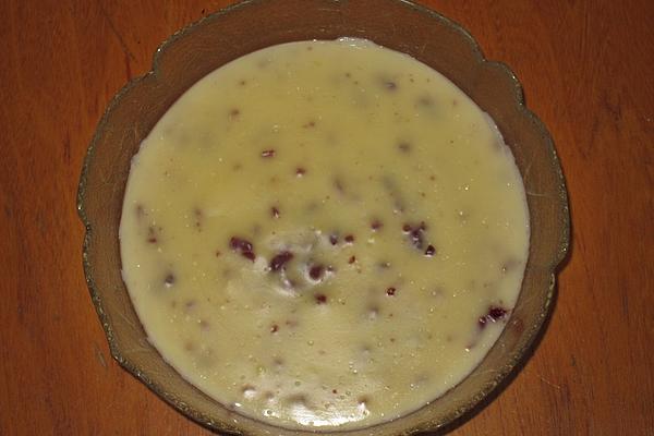 Vanilla Pudding with Cranberries