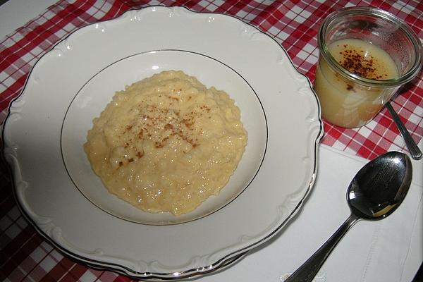 Vanilla Soy Milk Rice with Apple and Cinnamon Sauce