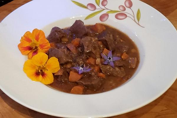 Venison Goulash, Fruity and Slightly Spicy