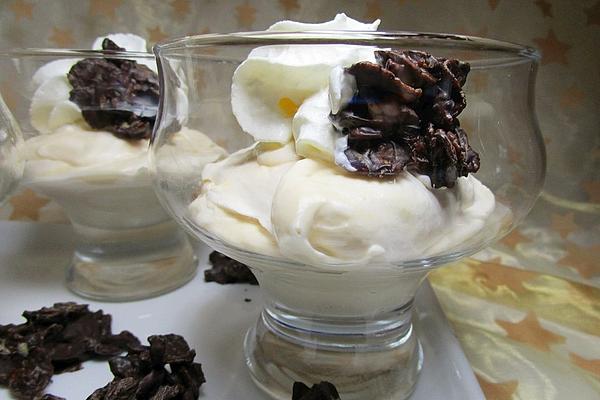 White Mousse with Chocolate Crossies