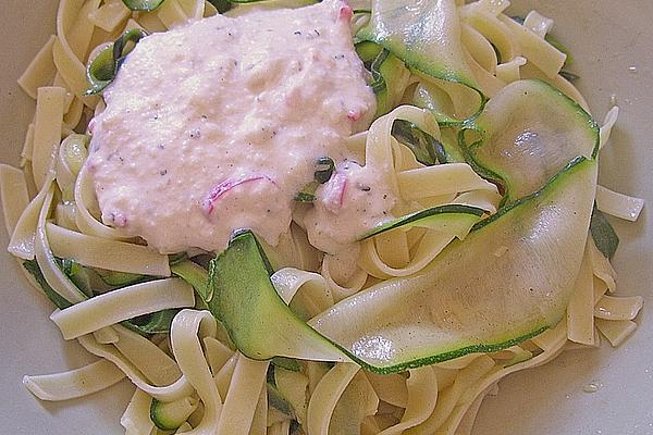 Zucchini – Tagliatelle in Cream – Chili – Garlic – Sauce