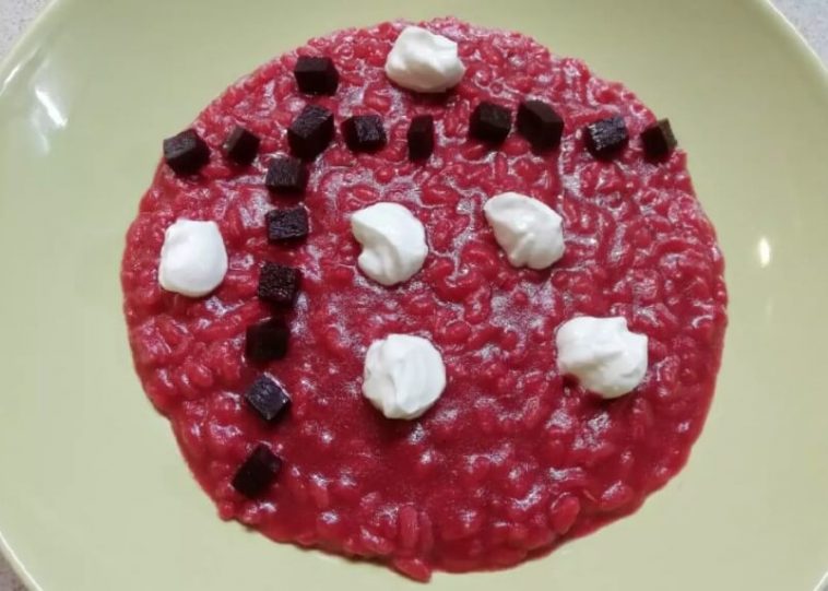 Risotto with Beetroot and Greek Yogurt