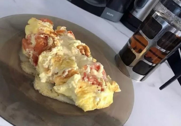 French Omelette With Cheese   French Omelette With Cheese 768x536 