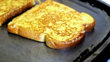 Fabulous French Toast À La Dennys