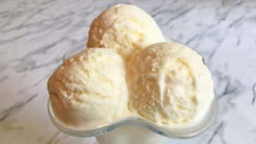 Vanilla Ice Cream in Kenwood Cooking
